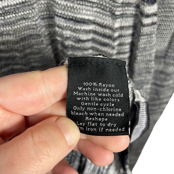 VINTAGE Rock & Republic Marled Open-Work Sweater in Grey Size XL - Picture 9 of 12